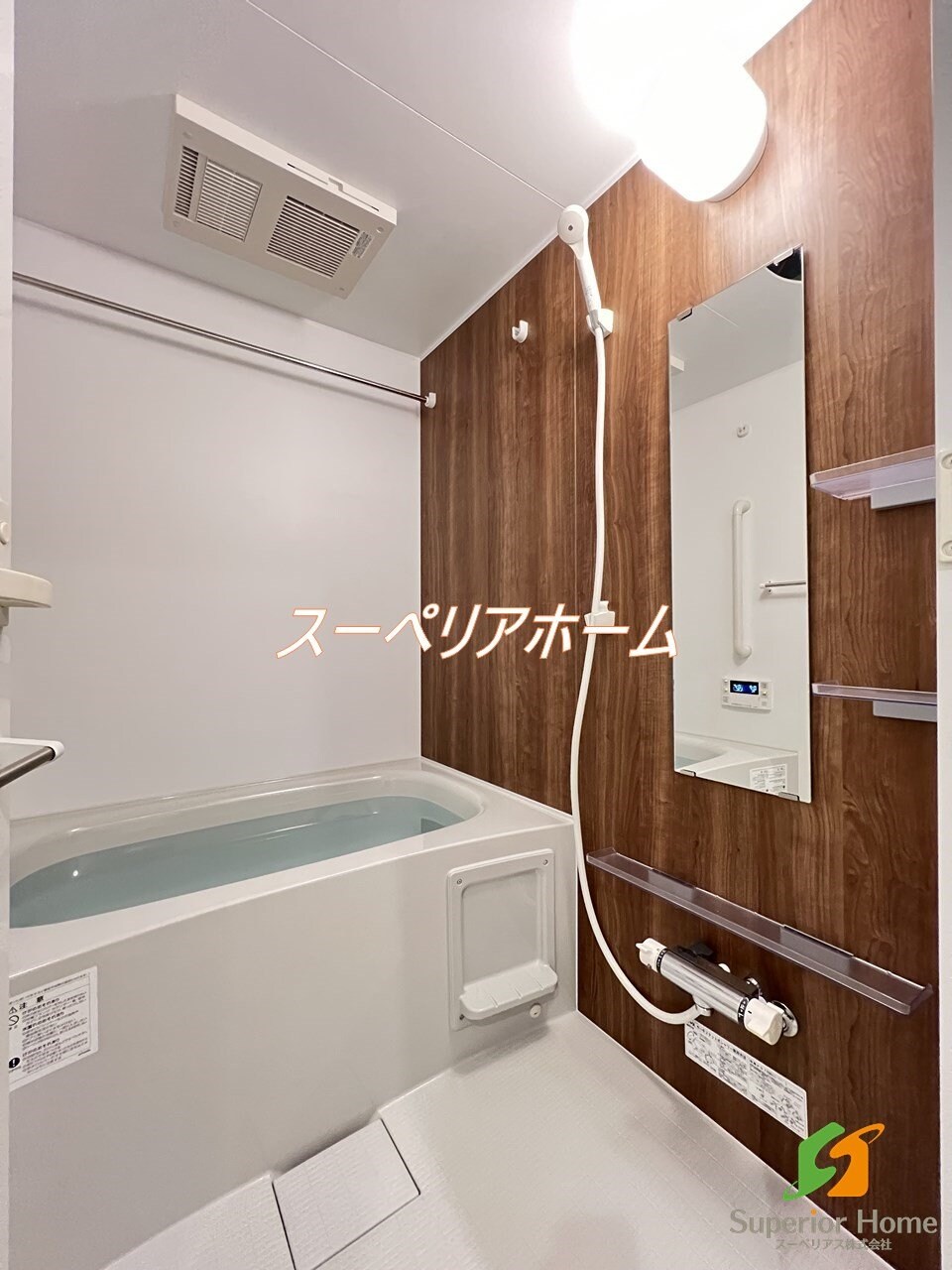 ドゥーエ入谷Iの物件内観写真