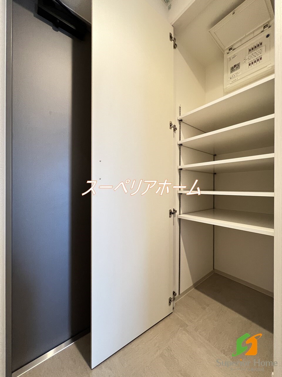 ドゥーエ入谷Iの物件内観写真