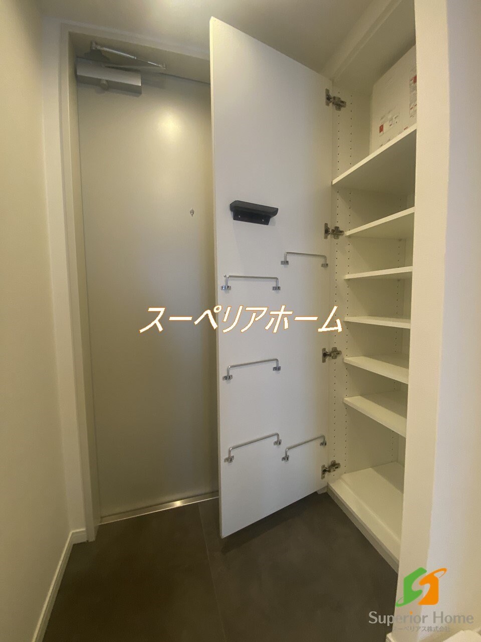 ラティエラ上野入谷の物件内観写真