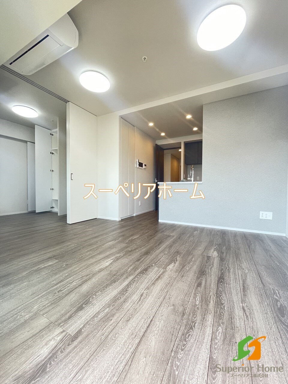 クレストコート上野の物件内観写真