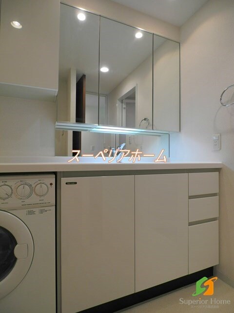 ガーネットコート四谷の物件内観写真