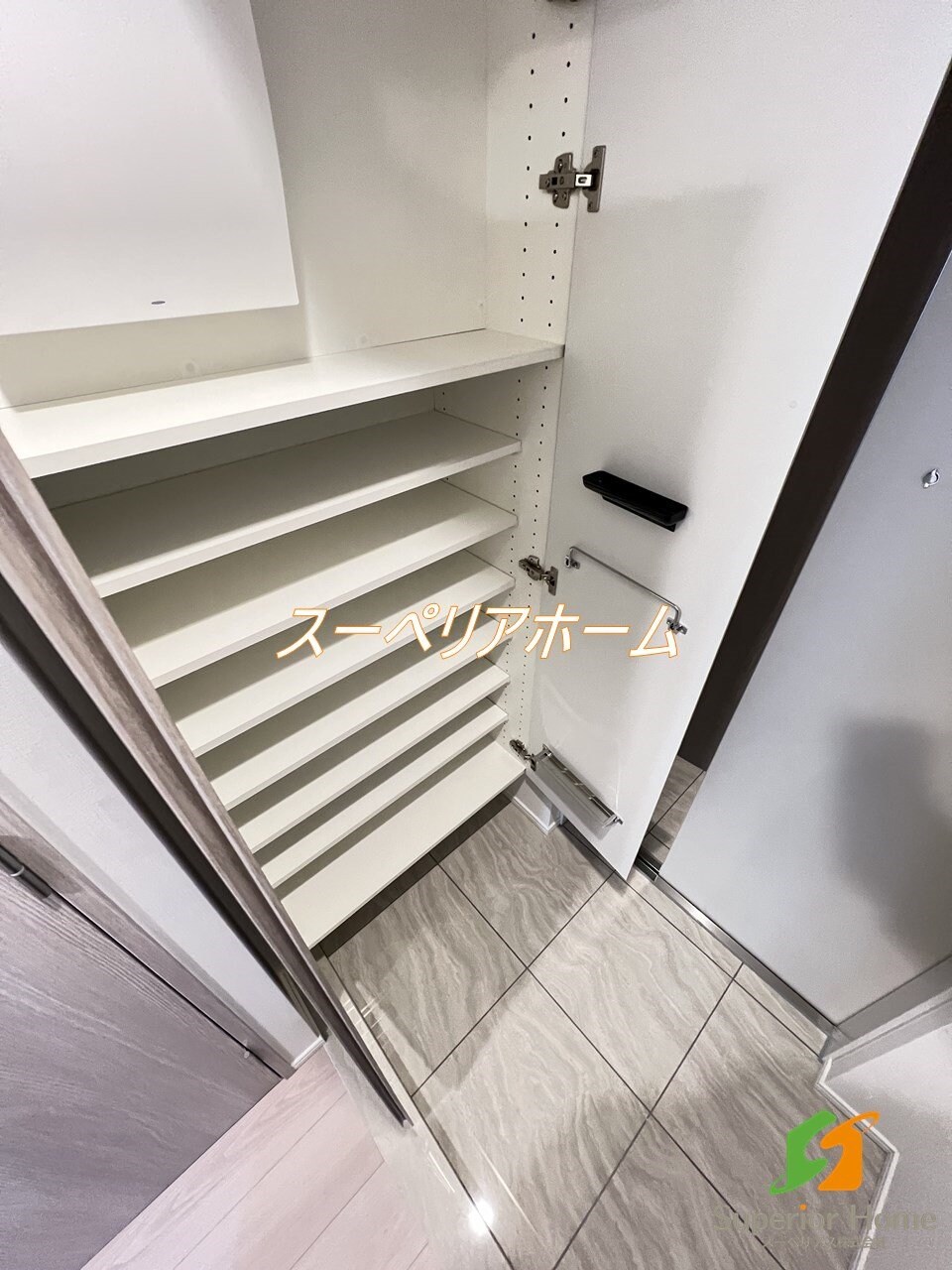 ラティエラ四谷の物件内観写真