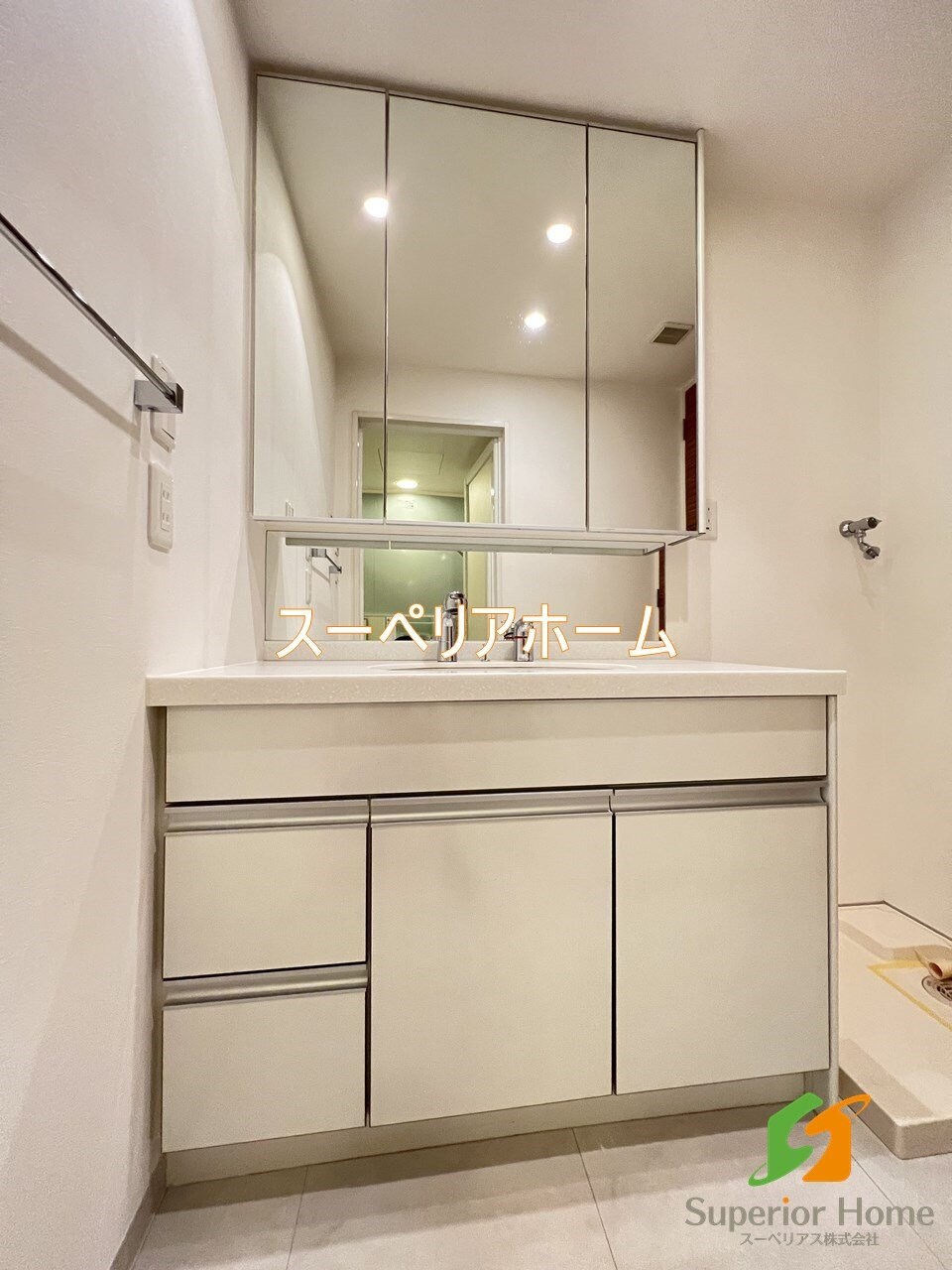 コンフォリア神田神保町の物件内観写真