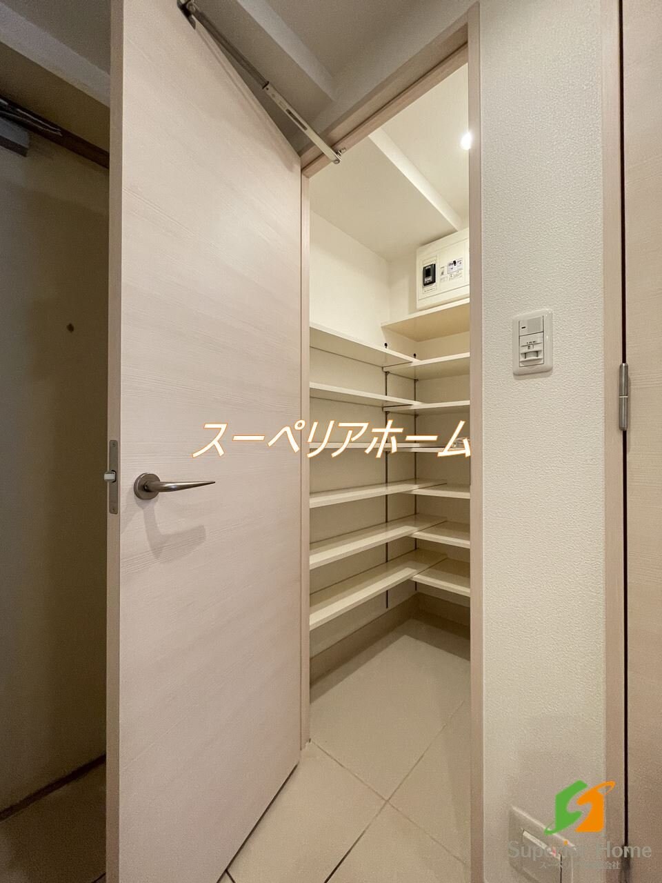 エスティメゾン四谷坂町の物件内観写真