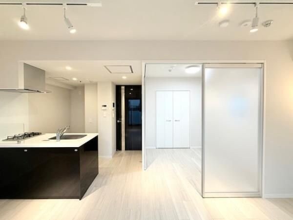 La Perla Yotsuyaの物件内観写真