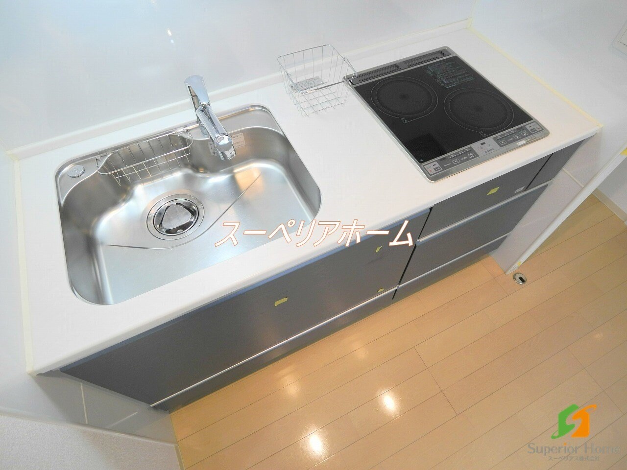 コスモリード新宿余丁町の物件内観写真