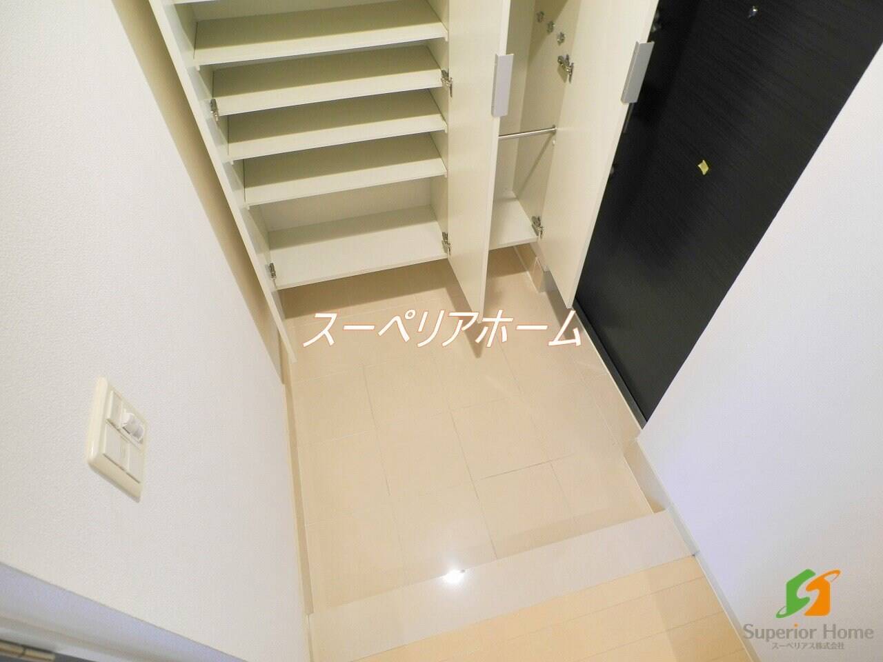 コスモリード新宿余丁町の物件内観写真