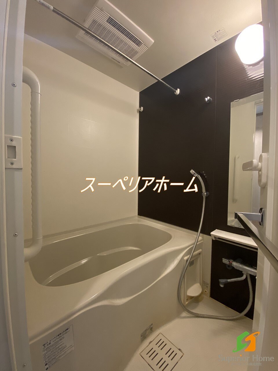 コンフォリア・リヴ根岸二丁目の物件内観写真