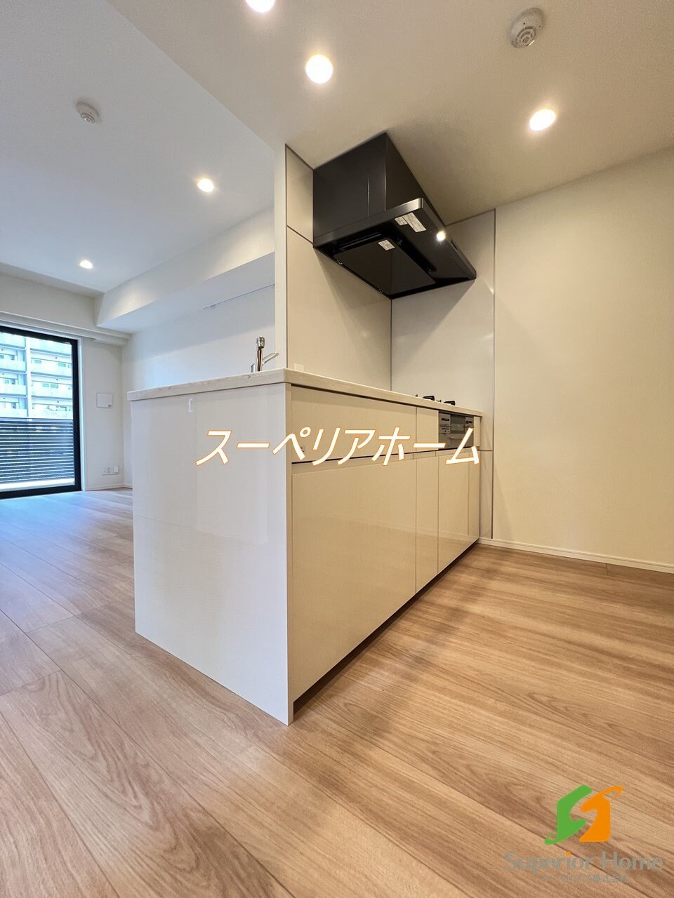 ドゥーエ入谷IIIの物件内観写真