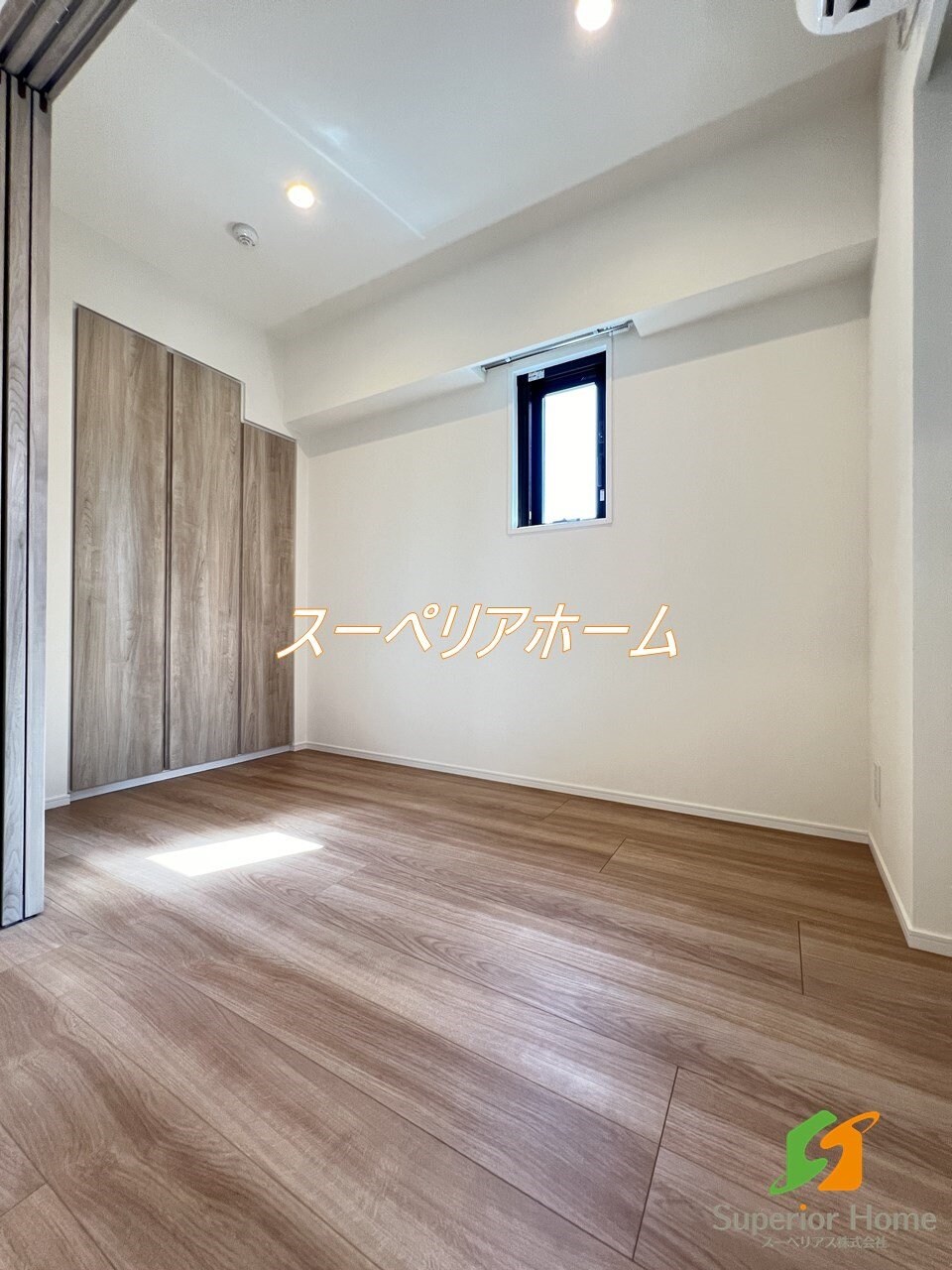 ドゥーエ入谷IIIの物件内観写真