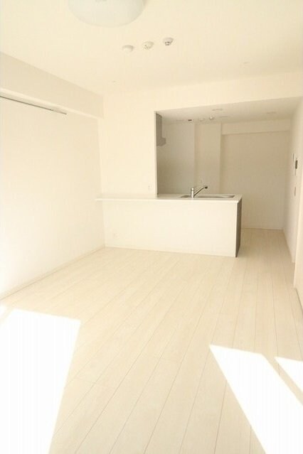 コンフォリア台東根岸の物件内観写真