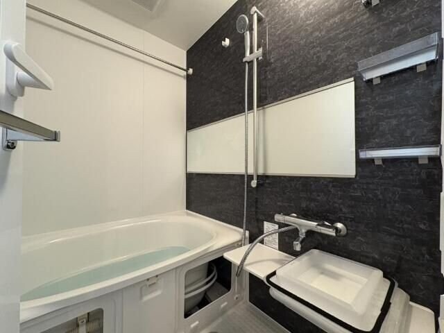 ROOTs Shinjuku Wakamatsuchoの物件内観写真