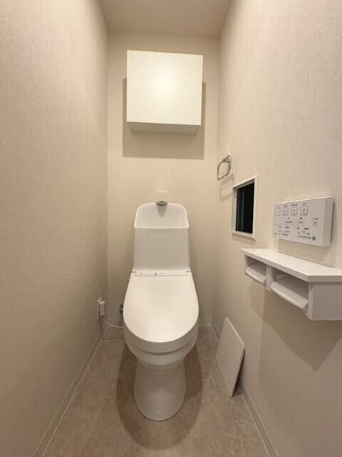 ROOTs Shinjuku Wakamatsuchoの物件内観写真