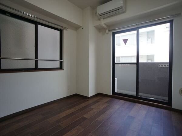 コスモリード人形町の物件内観写真