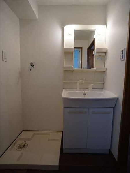 コスモリード人形町の物件内観写真