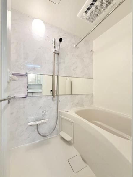 La Perla Yotsuyaの物件内観写真