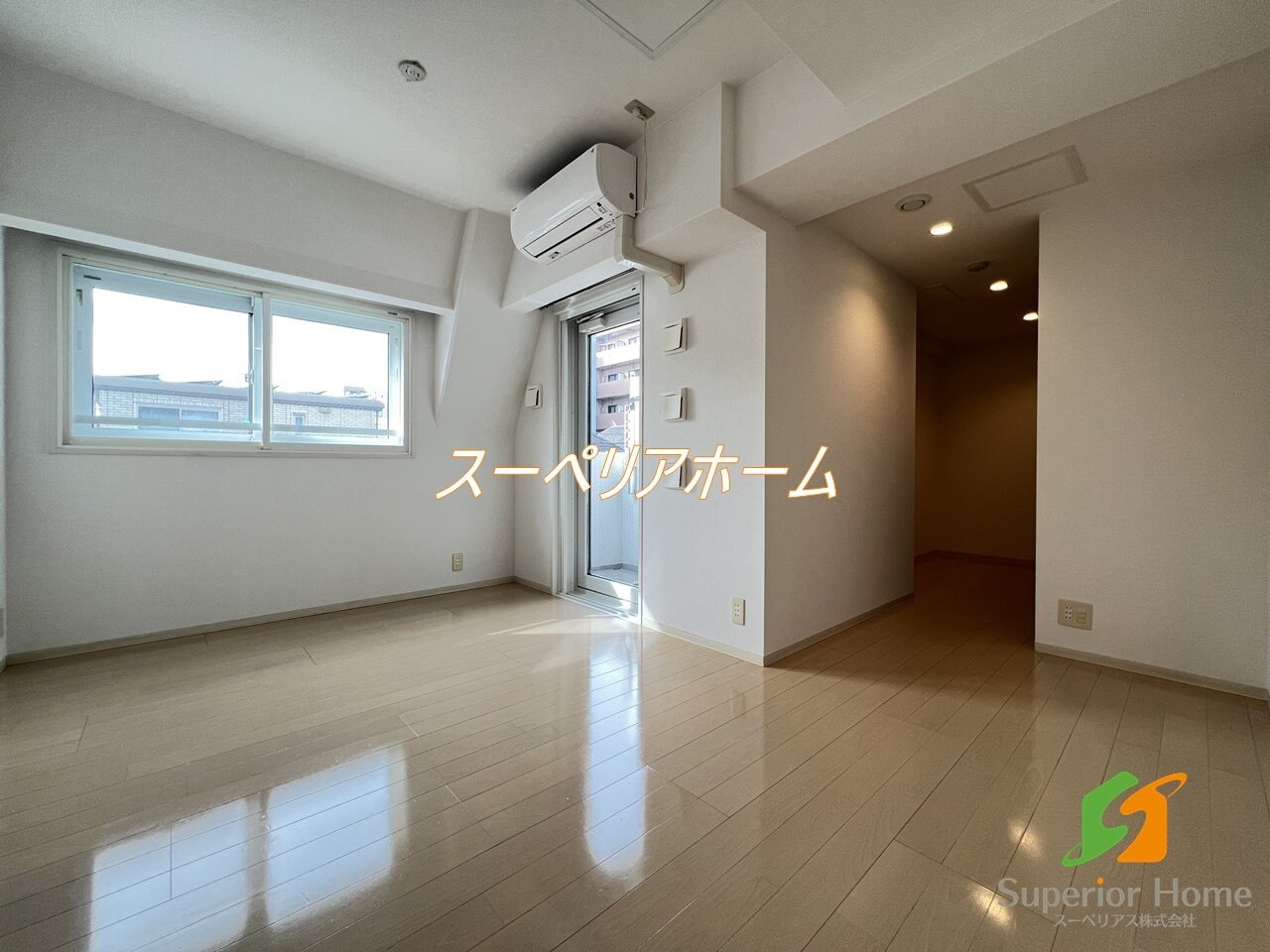 コスモリード新宿余丁町の物件内観写真