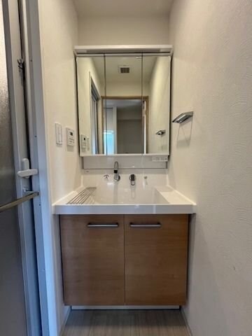 ワンルーフレジデンス台東根岸の物件内観写真