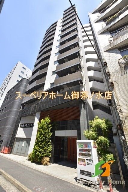 メインステージ九段下の物件外観写真