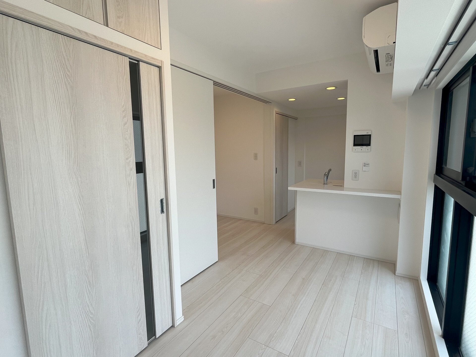 コンフォリア東葛西の物件内観写真