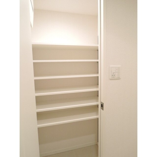 プレール・ドゥーク東陽町の物件内観写真