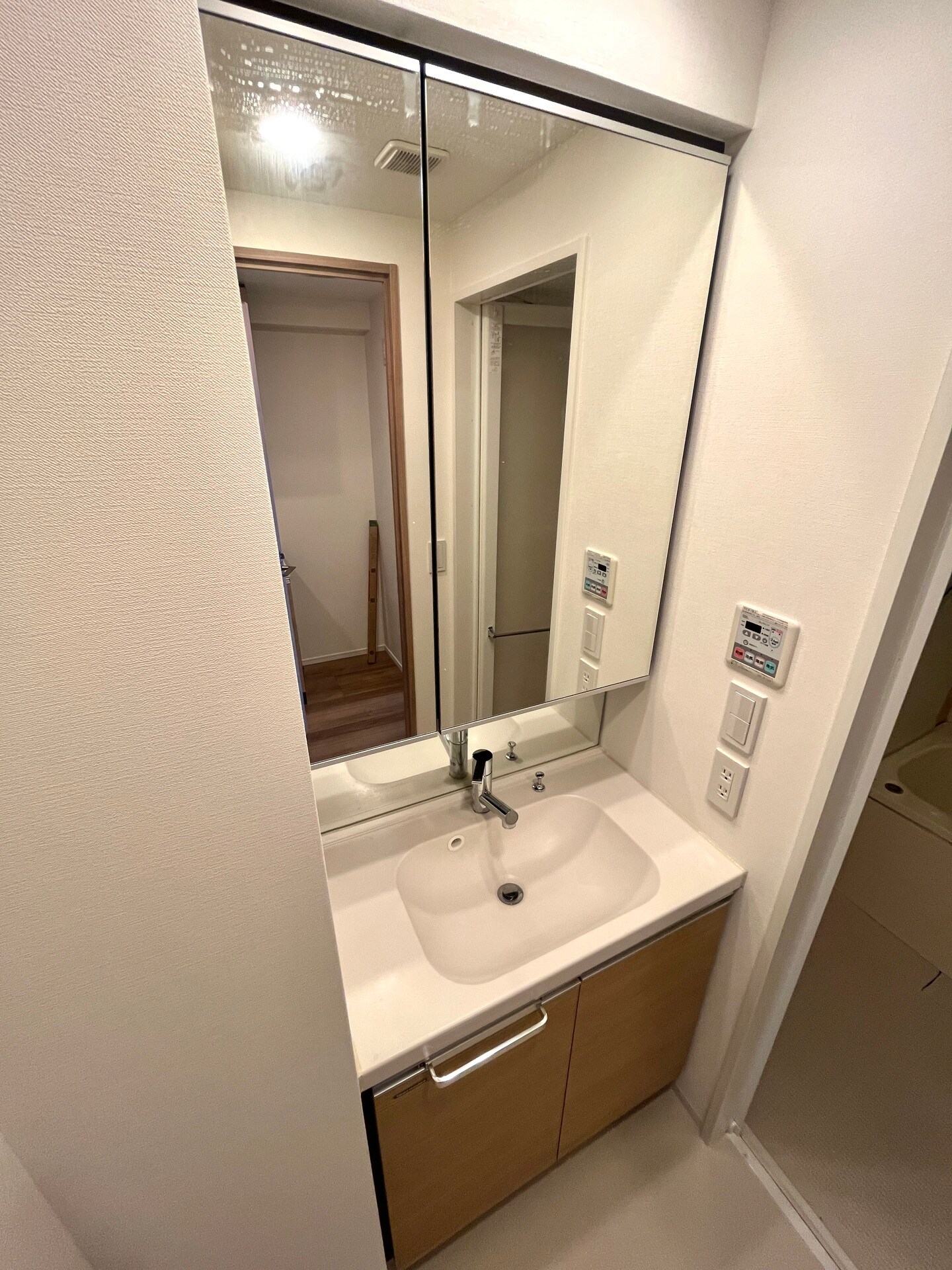 コンフォリア錦糸町の物件内観写真