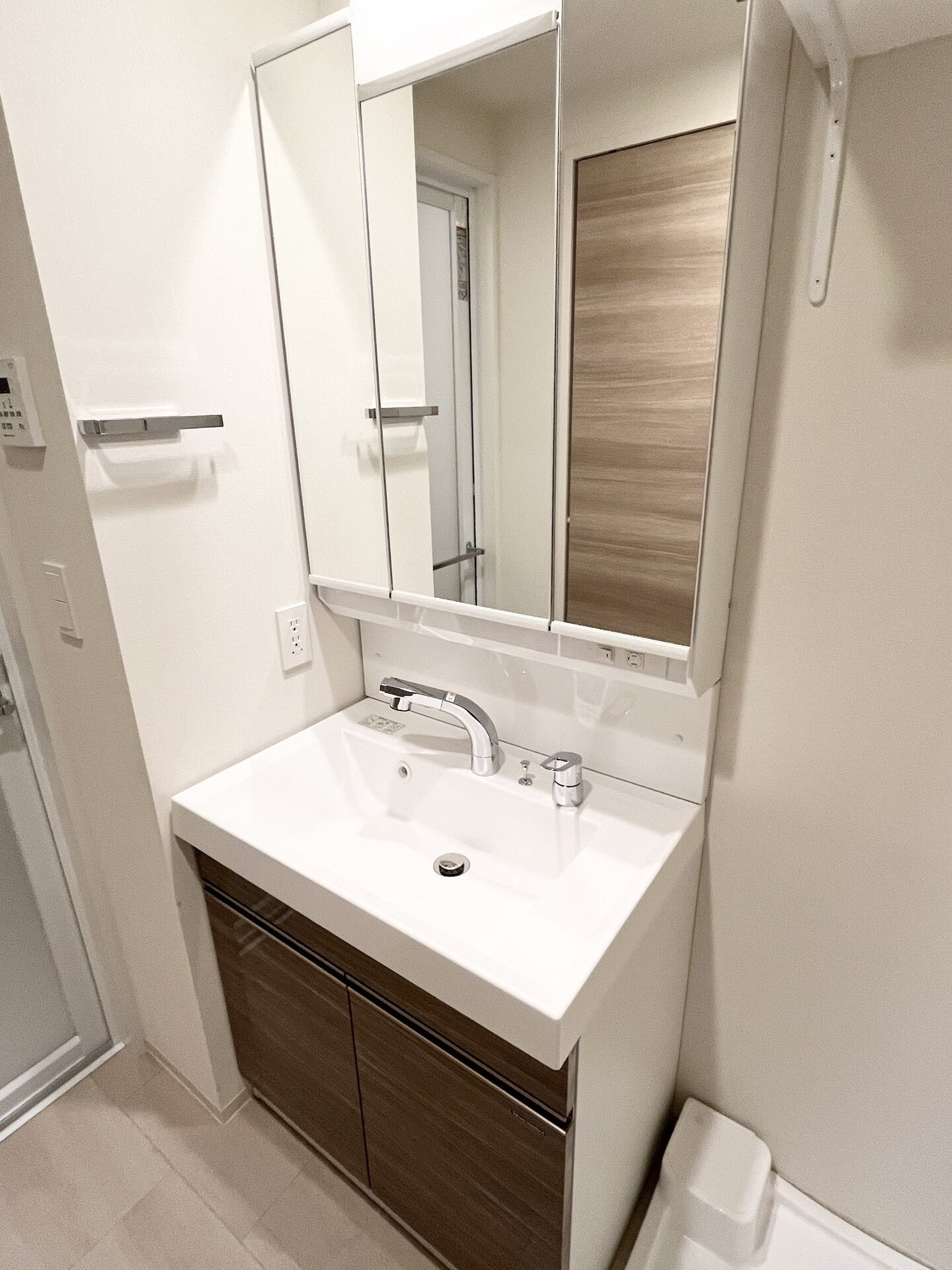 フロンティアレジデンス錦糸公園の物件内観写真