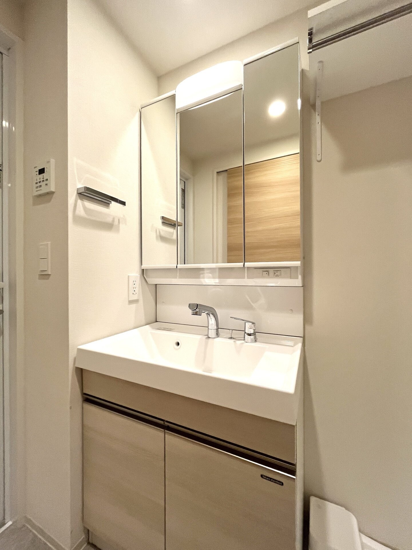 フロンティアレジデンス錦糸公園の物件内観写真