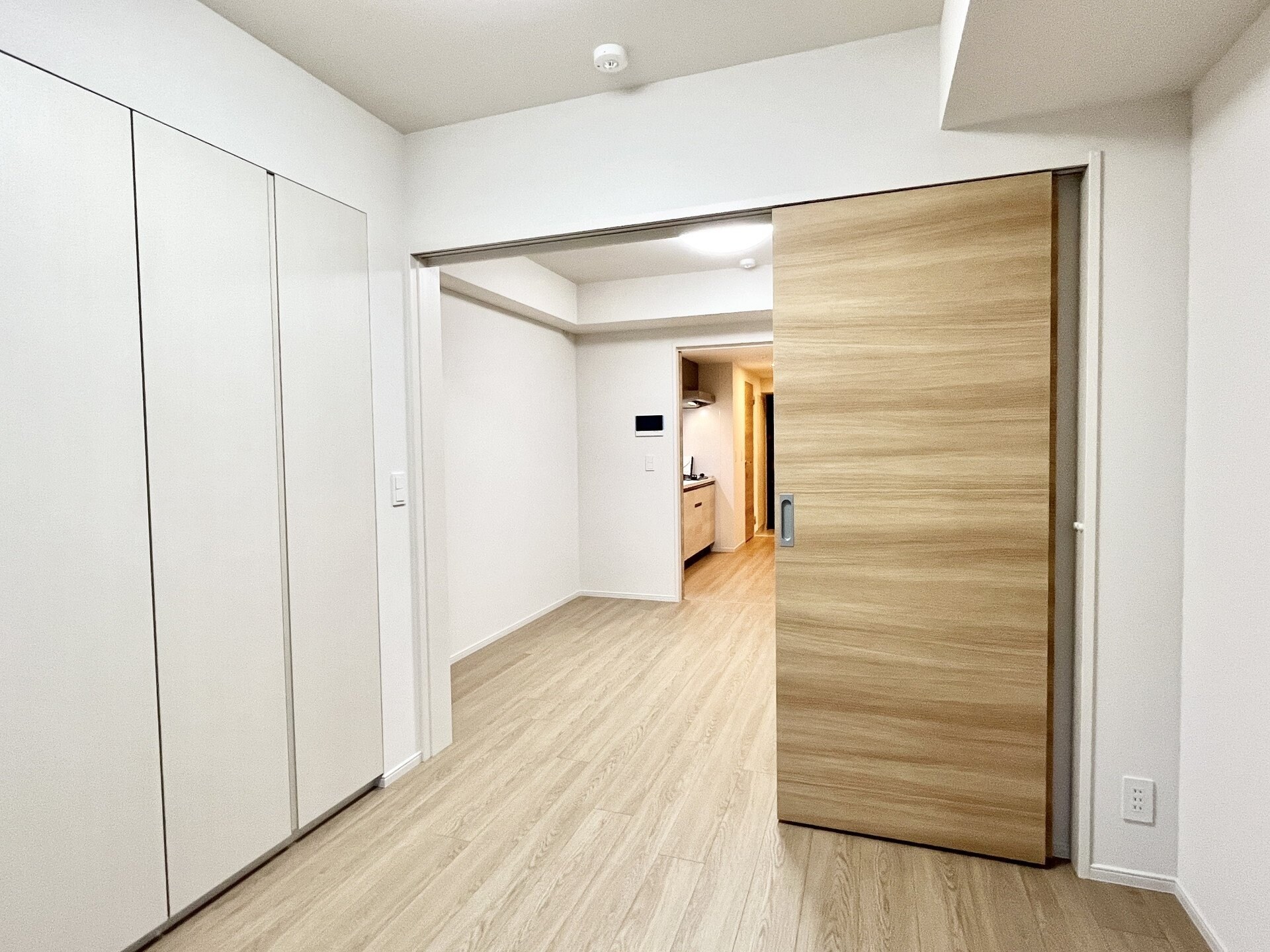 フロンティアレジデンス錦糸公園の物件内観写真