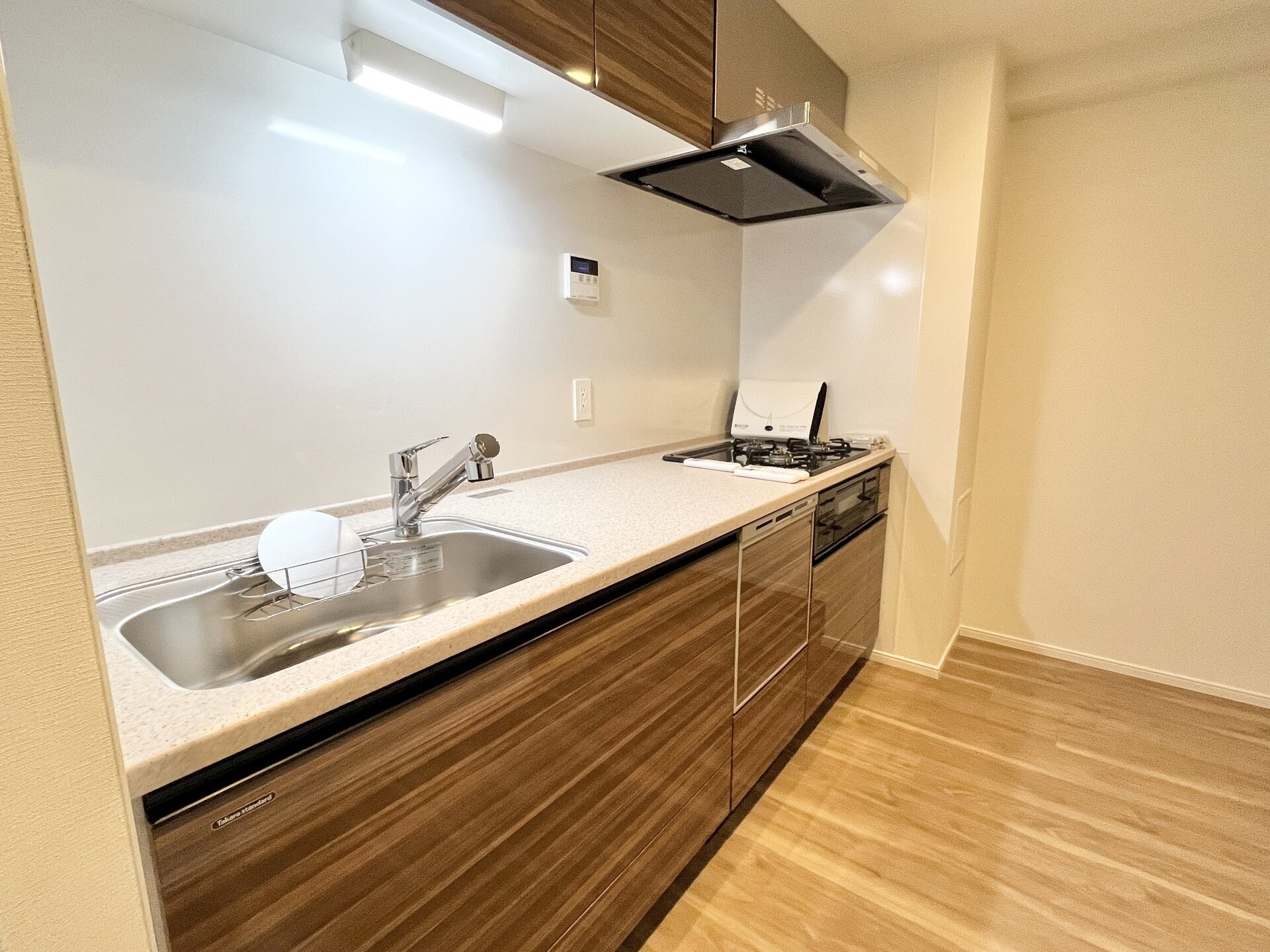 フロンティアレジデンス錦糸公園の物件内観写真