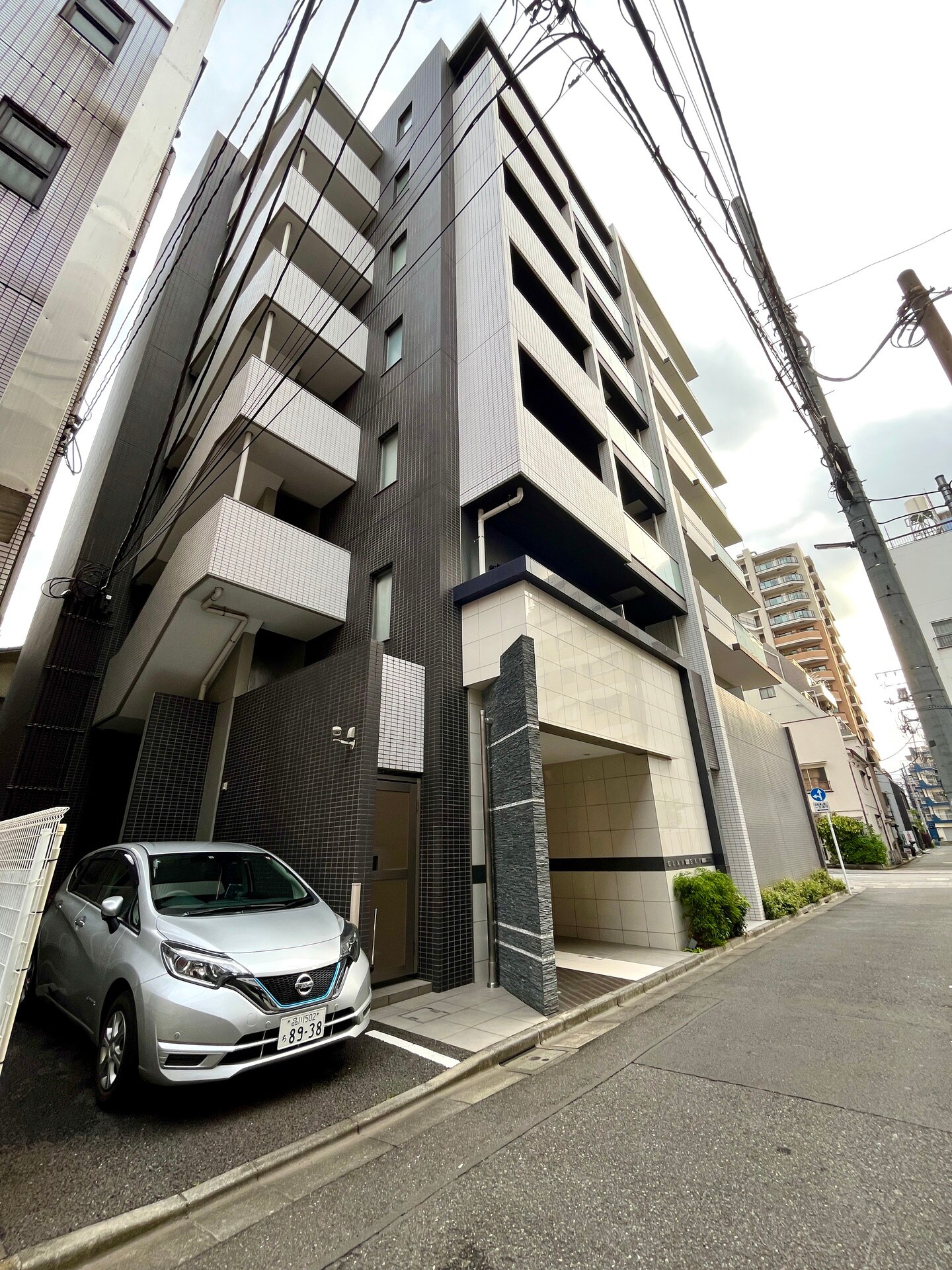 グランスカイの物件外観写真