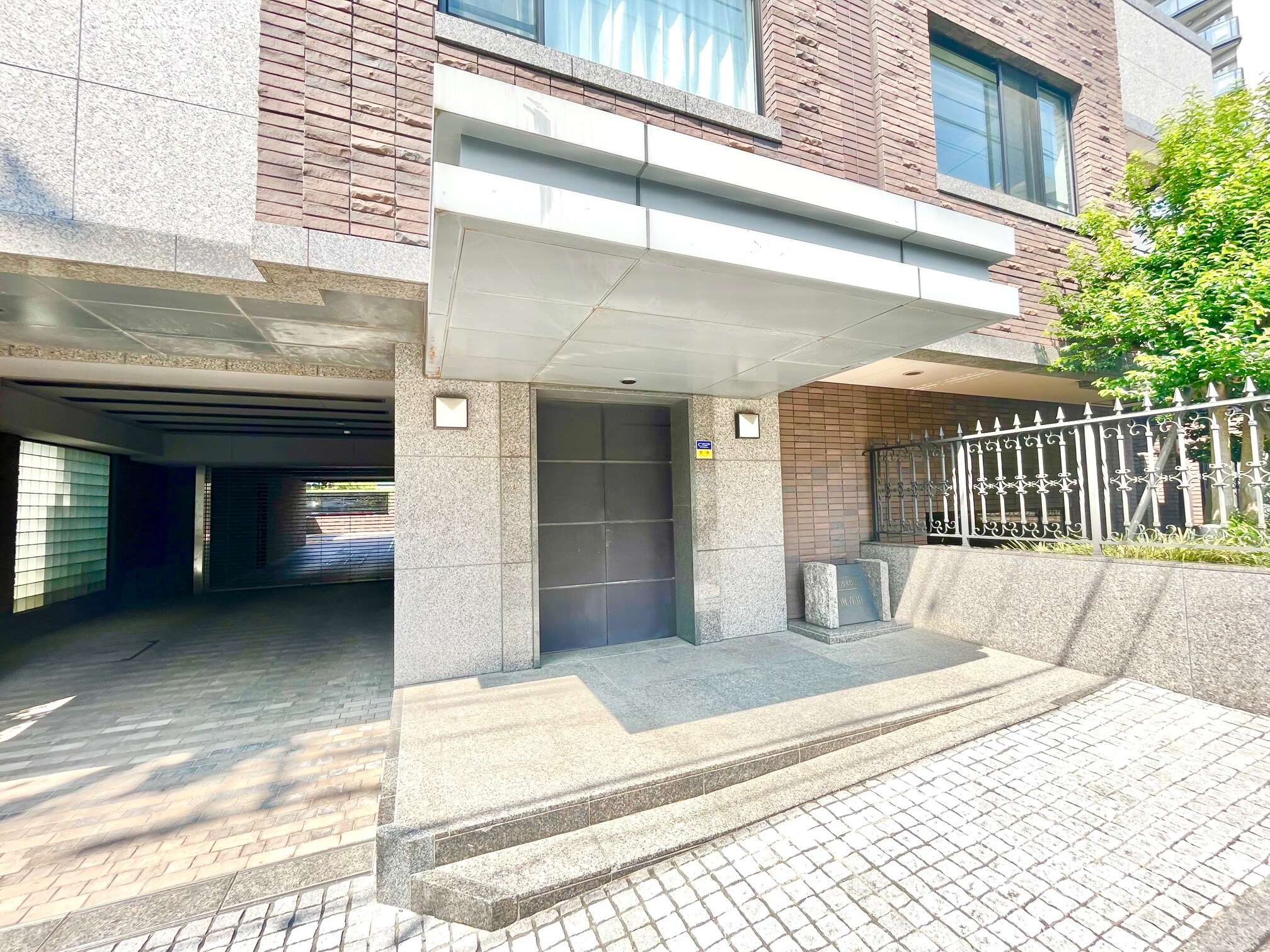 アルティスコート南青山の物件内観写真