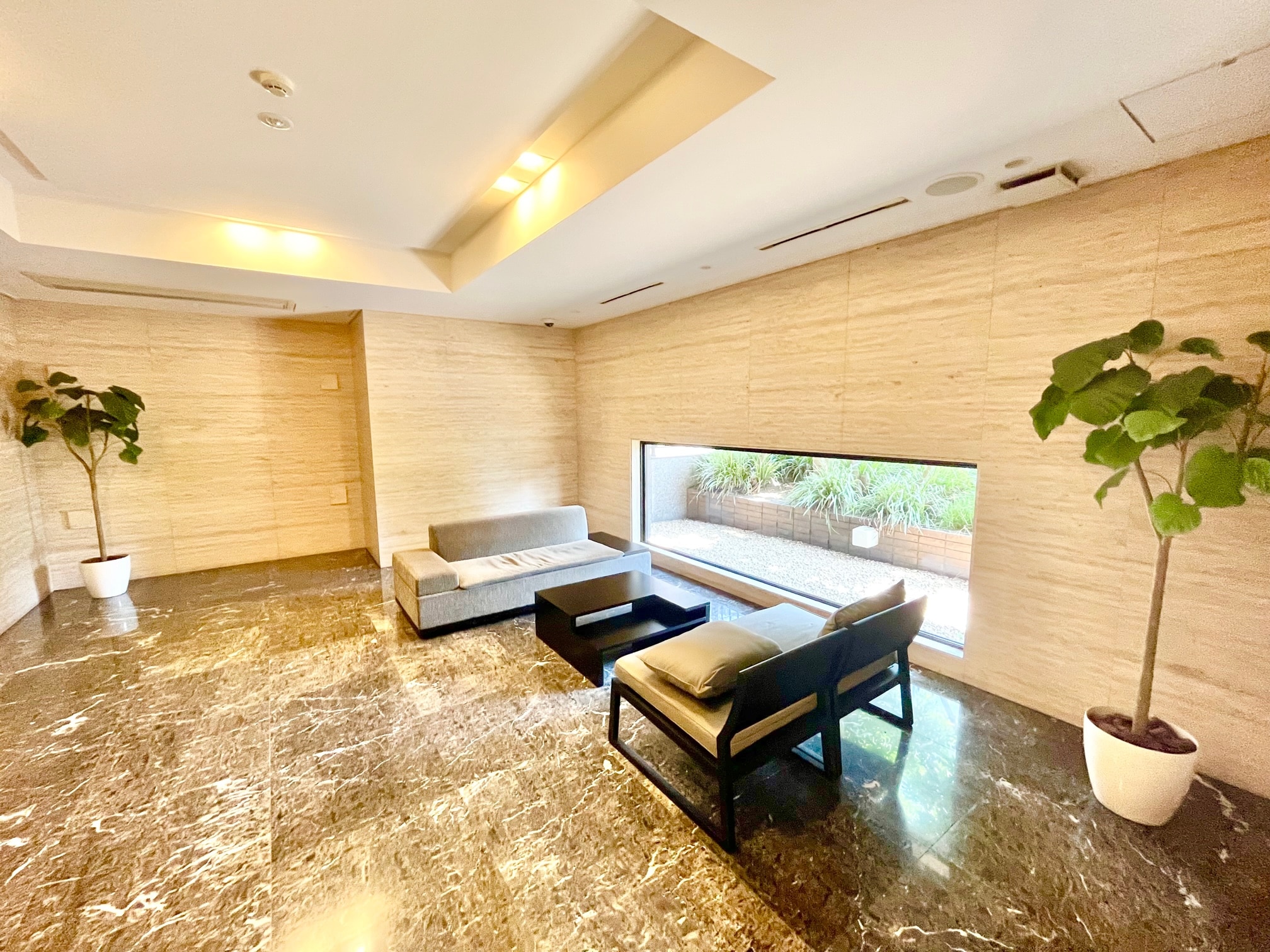 アルティスコート南青山の物件内観写真