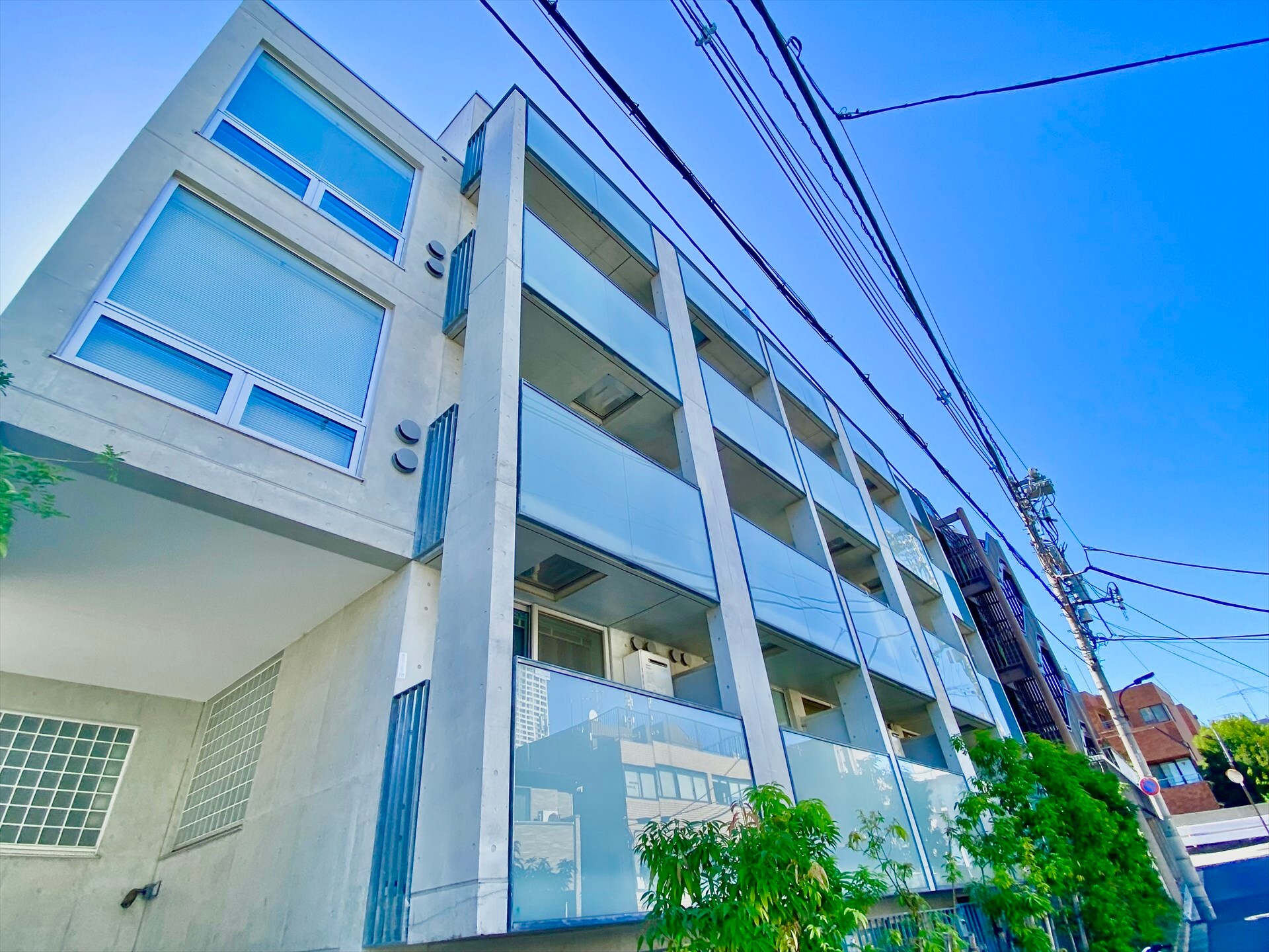 アプリーレ赤坂の物件外観写真