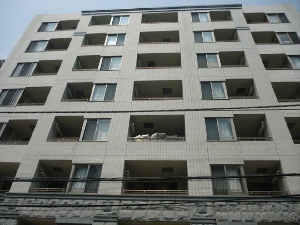 MFPRコート赤坂見附の物件外観写真