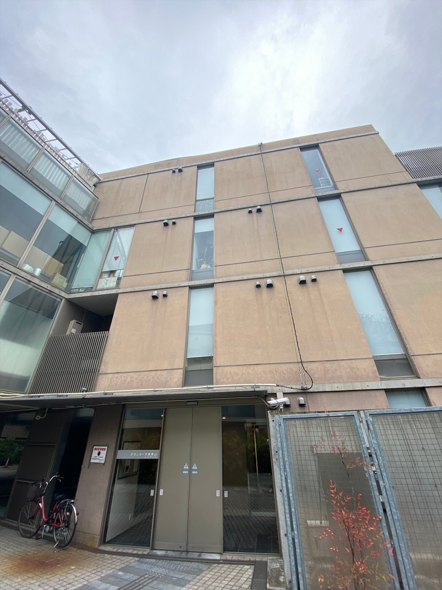 グランカーサ南青山の物件外観写真