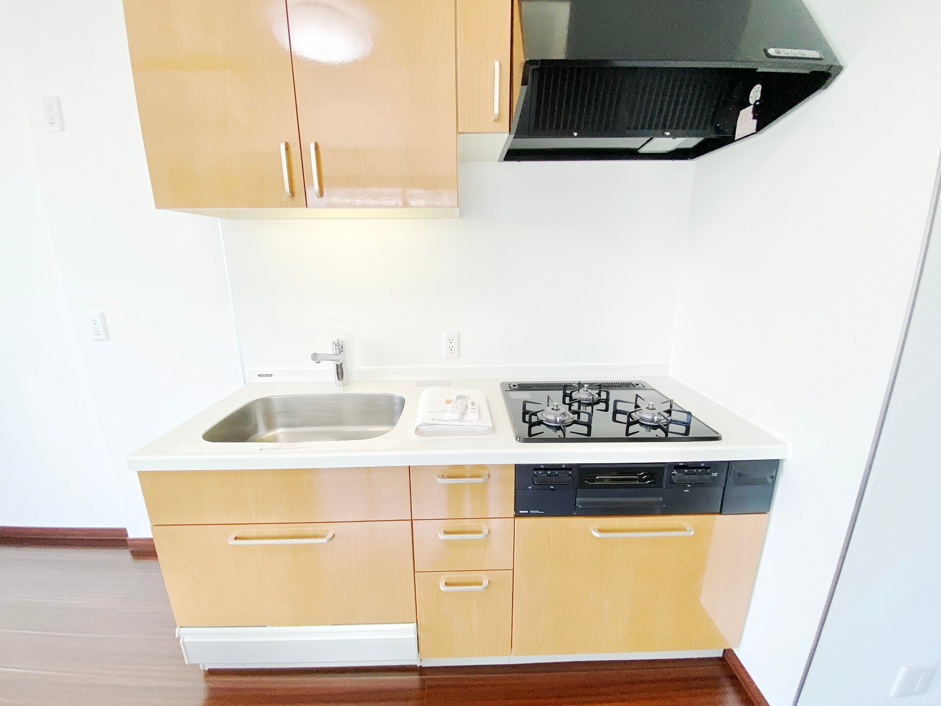 ホワイトタワー浜松町の物件内観写真