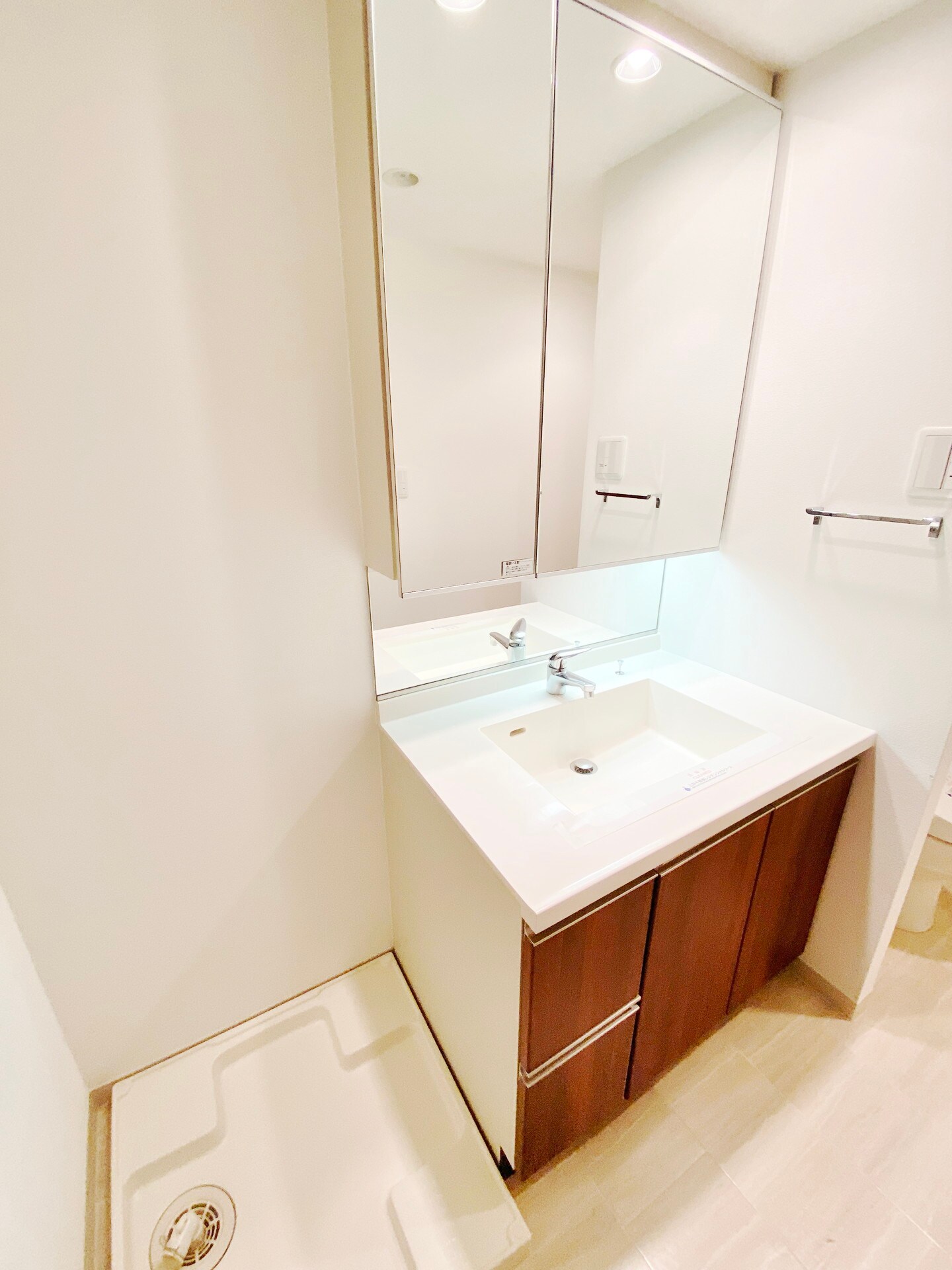 ホワイトタワー浜松町の物件内観写真