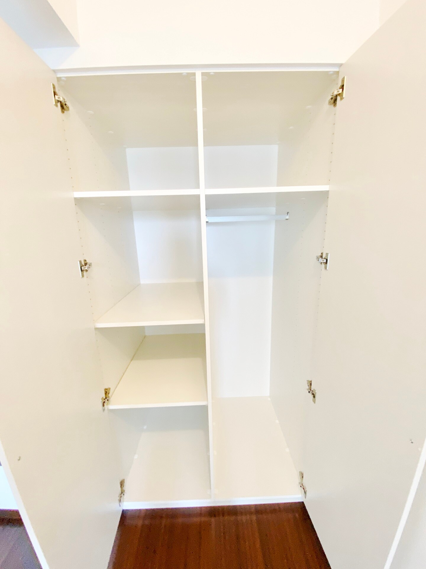 ホワイトタワー浜松町の物件内観写真