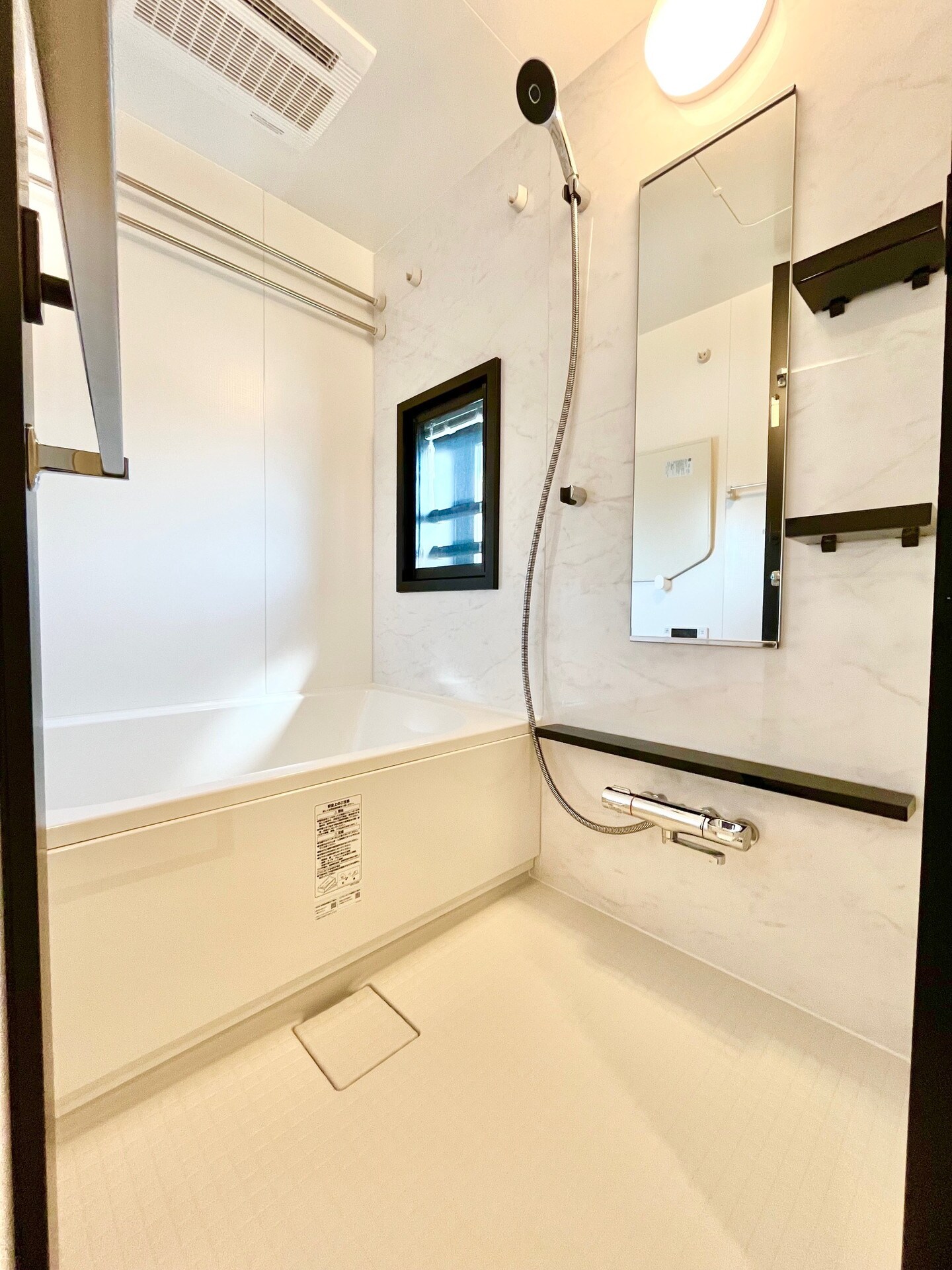 クロスレジデンス六義園の物件内観写真