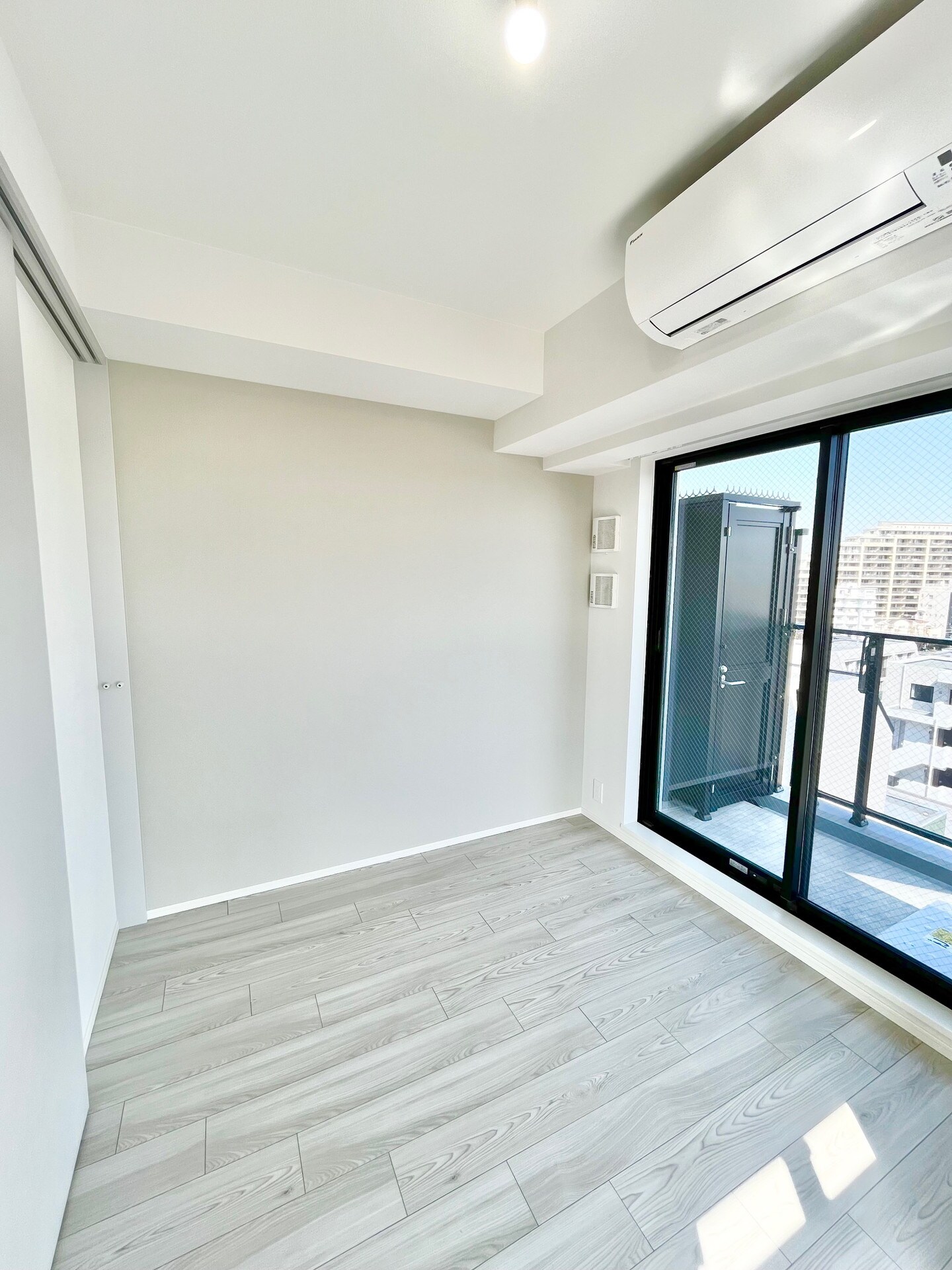 クロスレジデンス六義園の物件内観写真