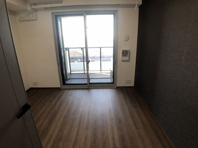 ローレルタワールネ浜松町の物件内観写真