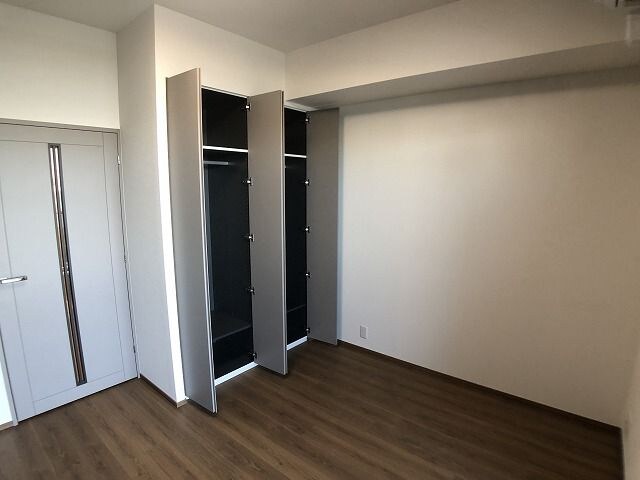 ローレルタワールネ浜松町の物件内観写真