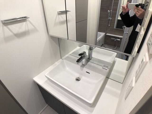 ローレルタワールネ浜松町の物件内観写真