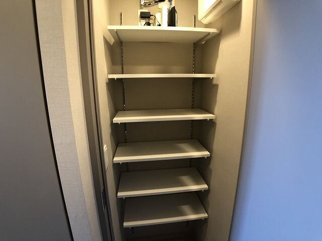 ローレルタワールネ浜松町の物件内観写真