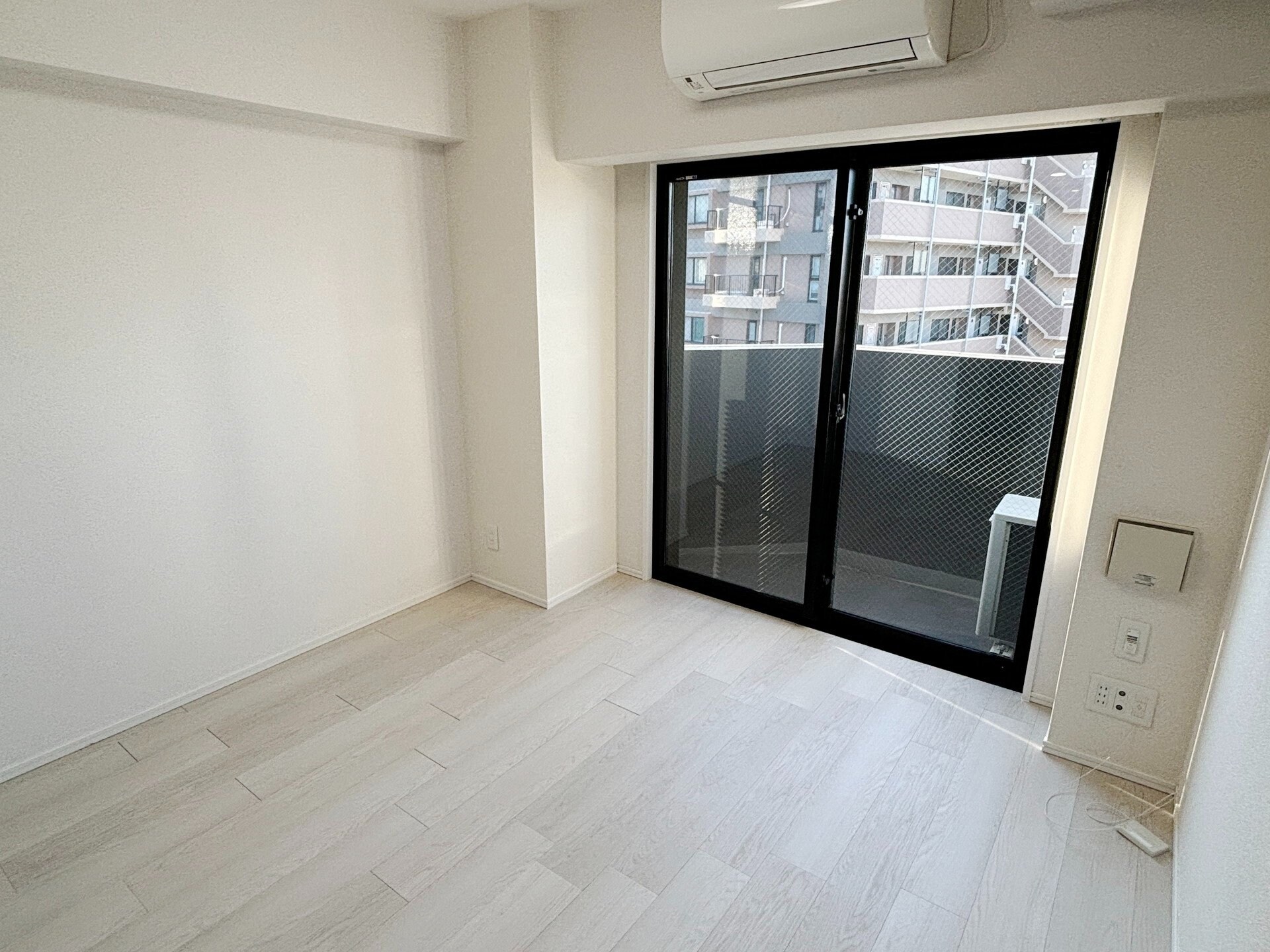 プレミアムキューブ大崎DEUXの物件内観写真