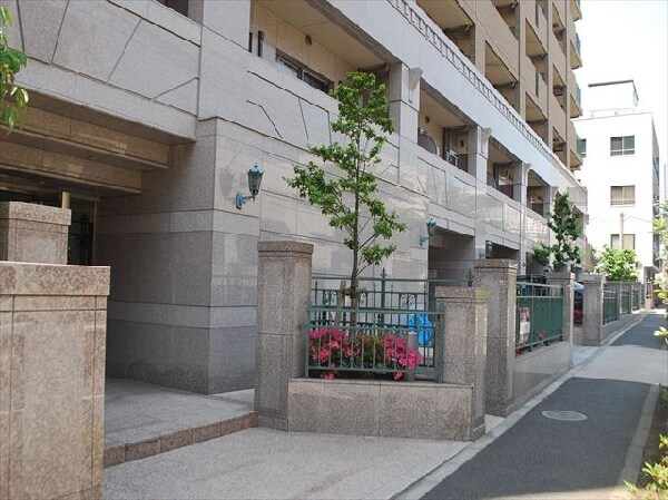 ラサンテ広尾(LaSante広尾)の物件内観写真