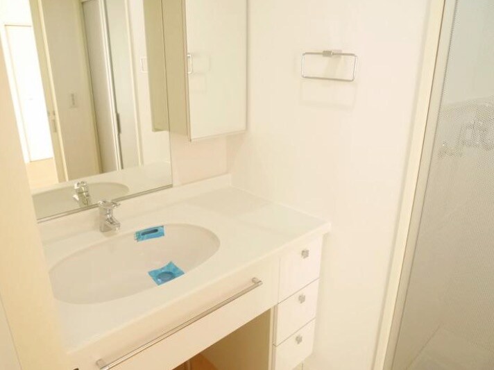 シャレール広尾2号棟 の物件内観写真