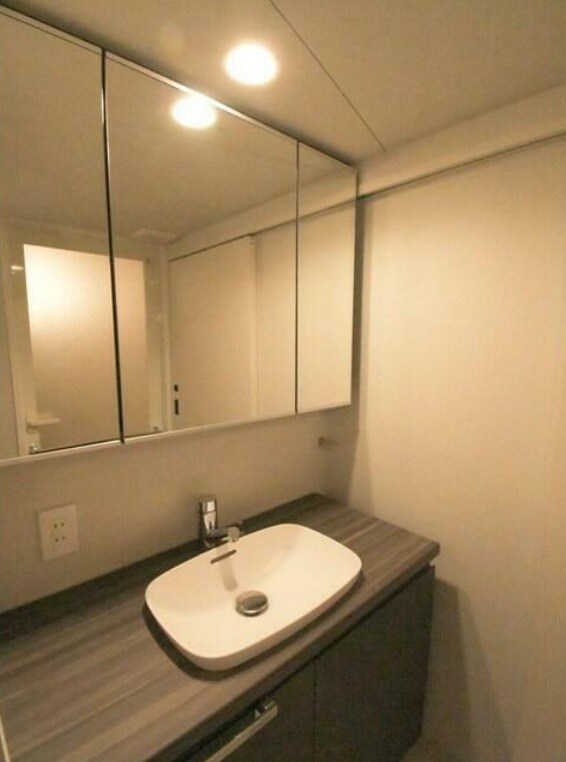 コスモグラシア池田山の物件内観写真