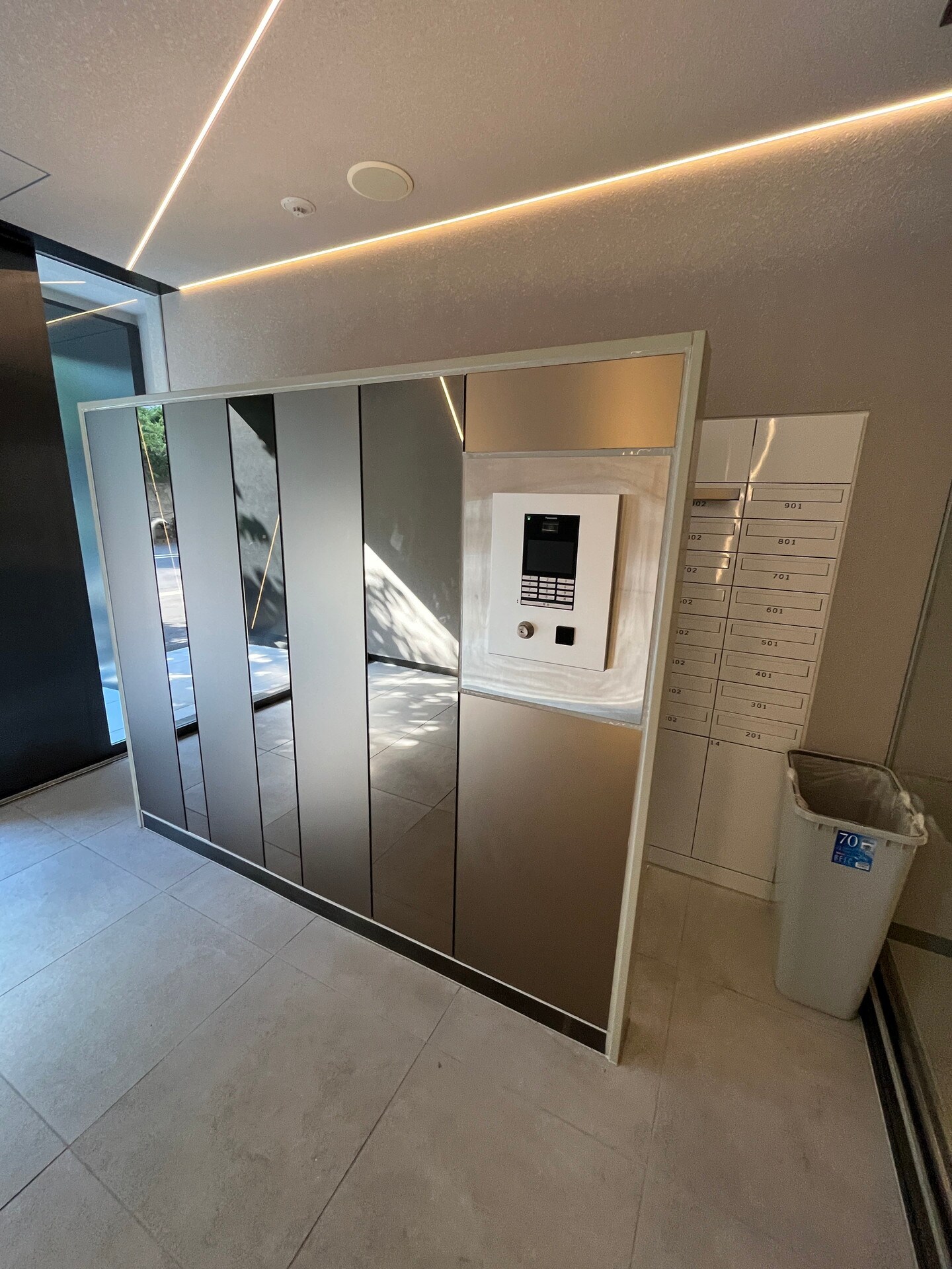 コスモグラシア池田山の物件内観写真